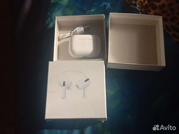 Наушники earpods