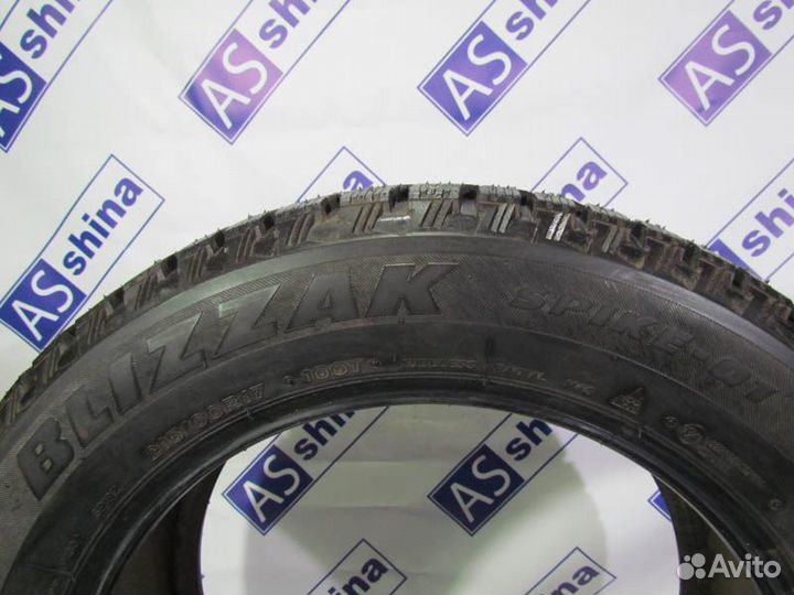 Bridgestone Blizzak Spike-01 215/60 R17 88R