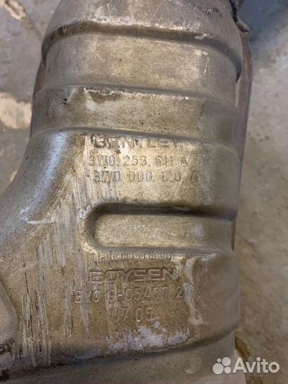 Глушитель задний правый Bentley Continental Flying