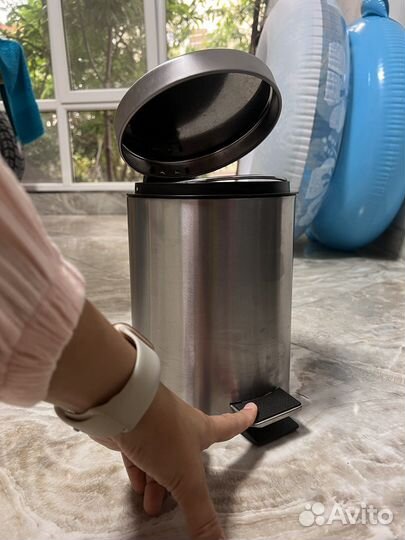 Мусорное ведро