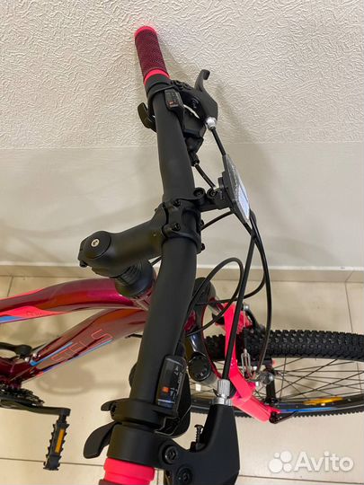 Велосипед горный Stels Navigator 5000