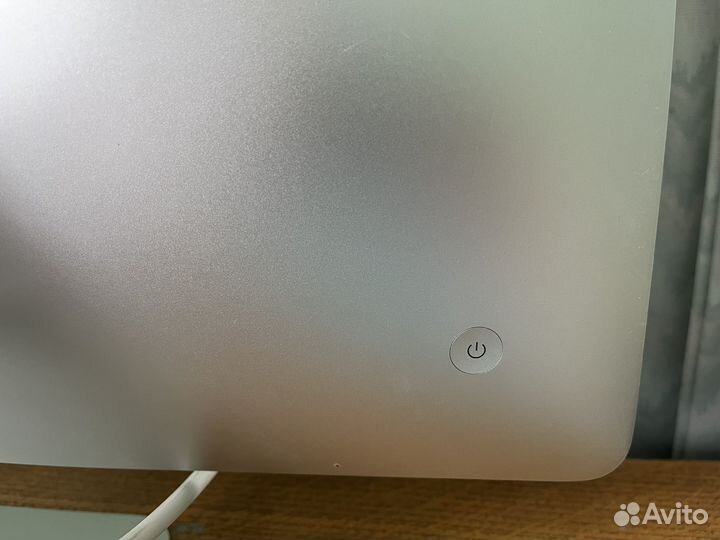 Apple iMac 21.5