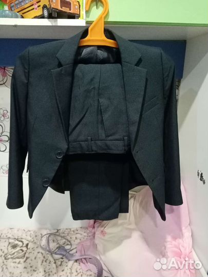 Школьный костюм на 7-8лет