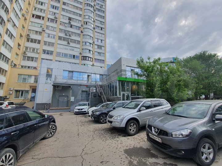 Помещение на кольце Брбошиной поляны, 445 м²