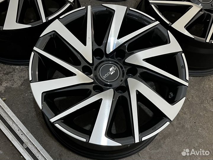 Оригинал фирменные toyota modellista