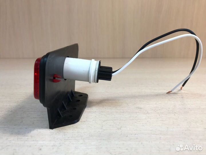 Фонарь габаритный прицепа FT-004 C1+K красный с к