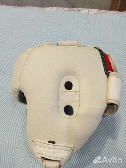 Продам шлем для занятий карате