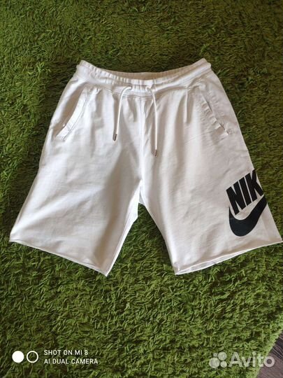 Шорты Nike