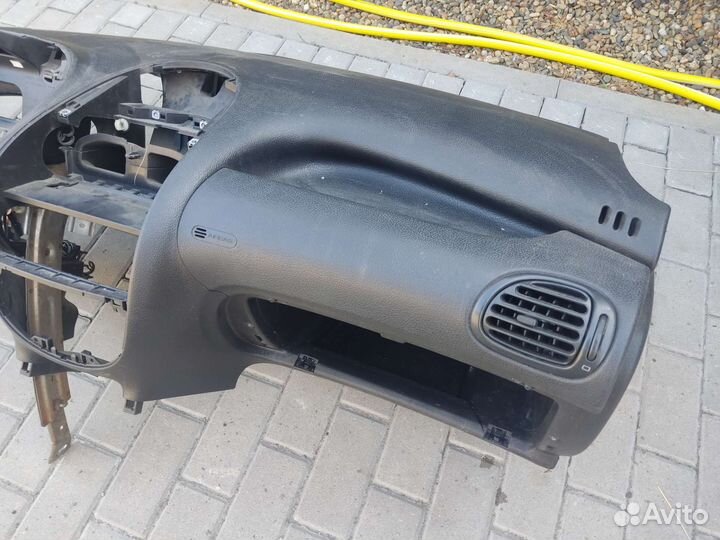 Торпедо Пежо 206