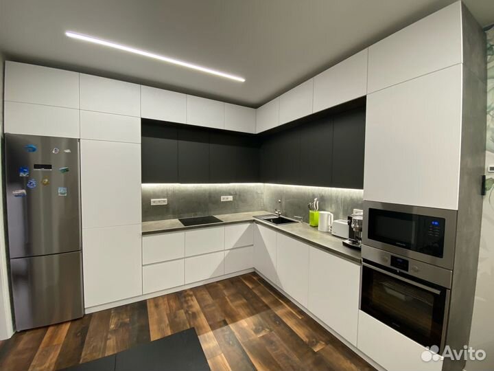 Кухни на заказ. Кухонный гарнитур c-3582