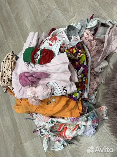 Два пакета одежды