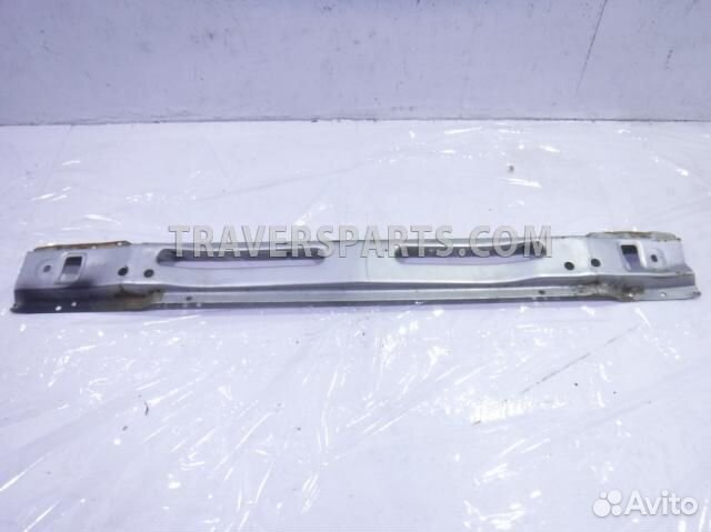 Усилитель переднего бампера