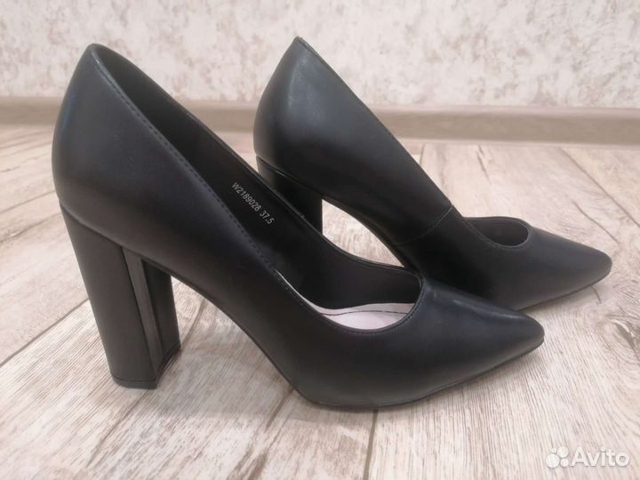 Туфли новые, размер 37,5