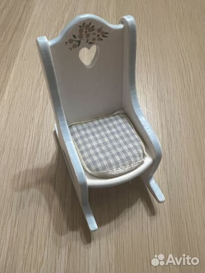 Кресло,кукольная миниатюра