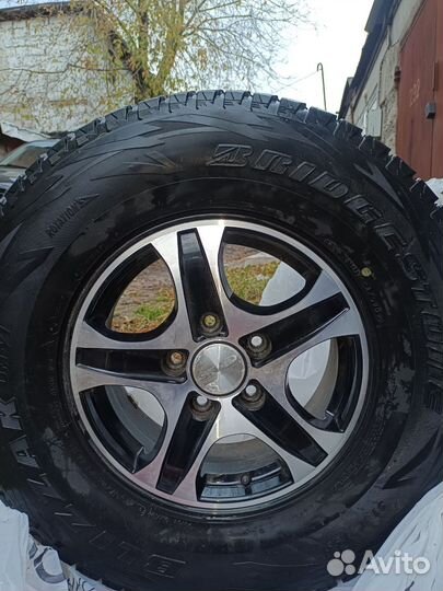 Колёса Bridgestone Blizzak DM-V1 265/70 R16
