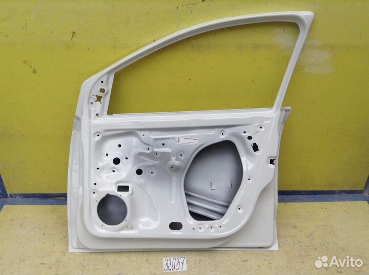 Volkswagen Polo седан Дверь Передняя Правая