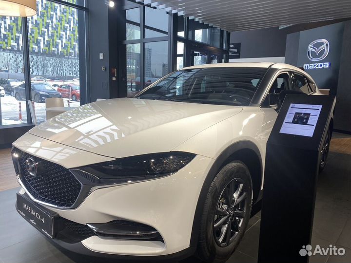 Mazda CX-4 2.0 AT, 2023