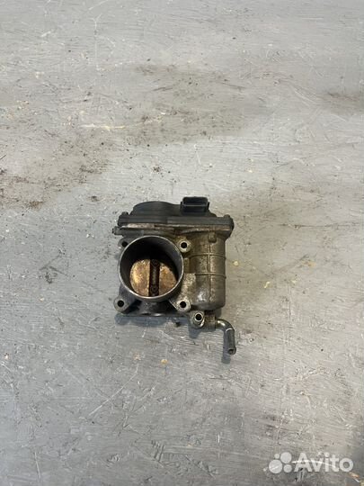 Дроссель Nissan Cube Micra Note Qashqai Tiida