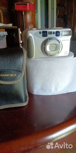 Плёночный фотоаппарат praktica zoom 900 af