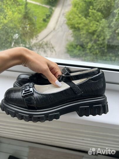 Туфли для девочки 35 36