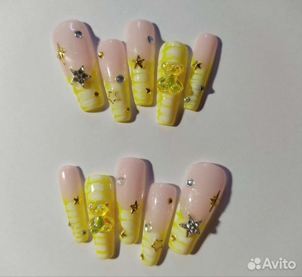 Накладные ногти с клеем