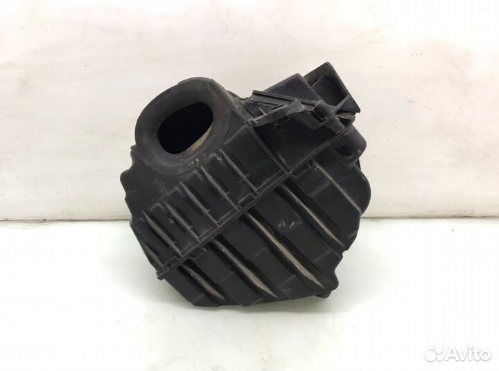 Корпус воздушного фильтра Renault Grand Scenic 1.9