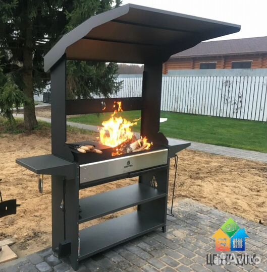 Мангал с двумя полками, зольником и крышей