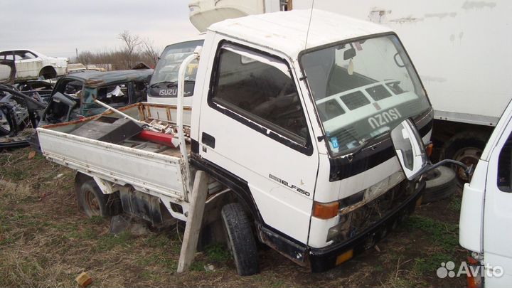 Исузу эльф с 88 по 2000г