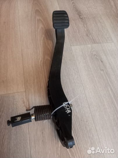 Запчасти на renault logan 1