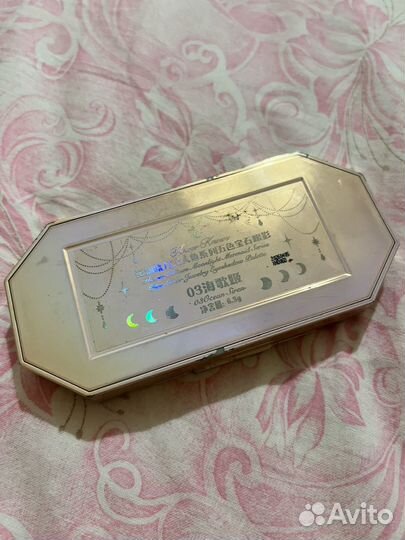 Flower knows тени б/у