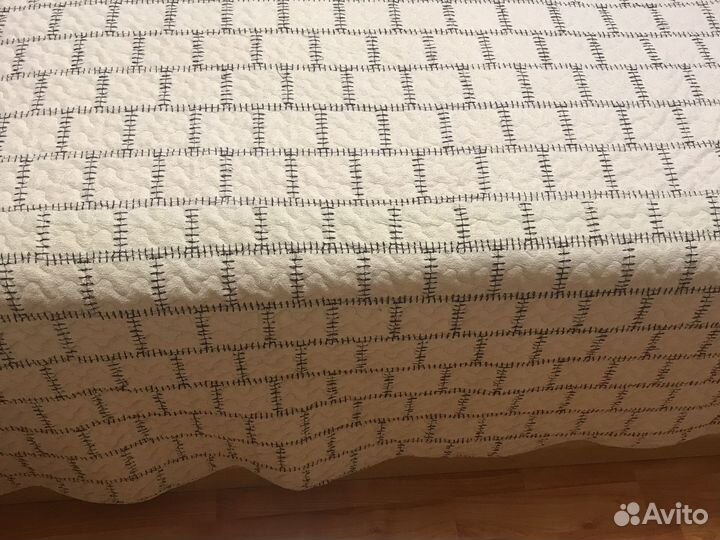 Покрывало и наволочки на кровать 180х200