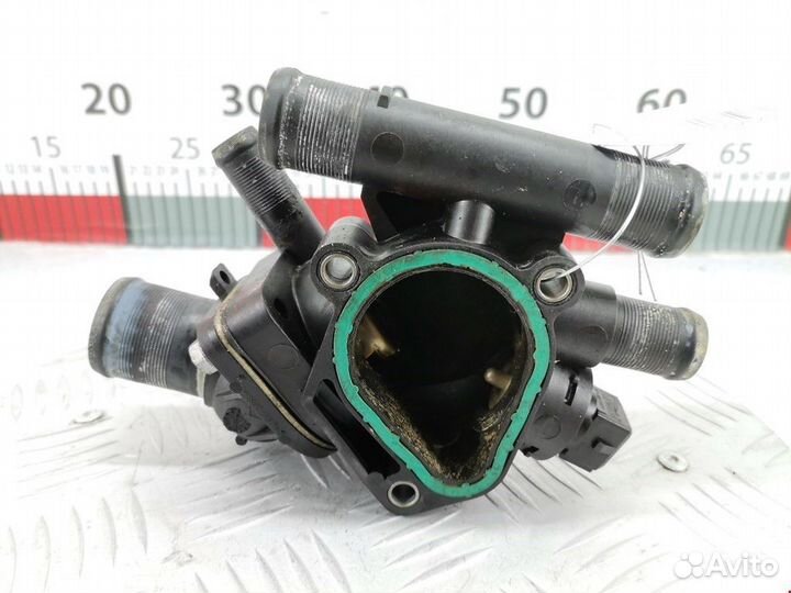 Корпус термостата Volvo S40 рест. 2003