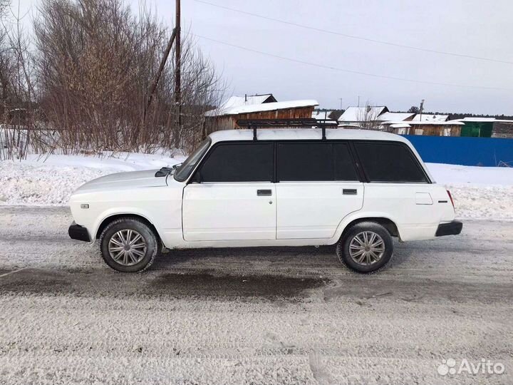 Продам ваз 2104 по запчастям