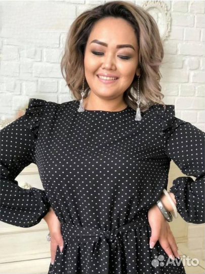 Красивое платье в горошек