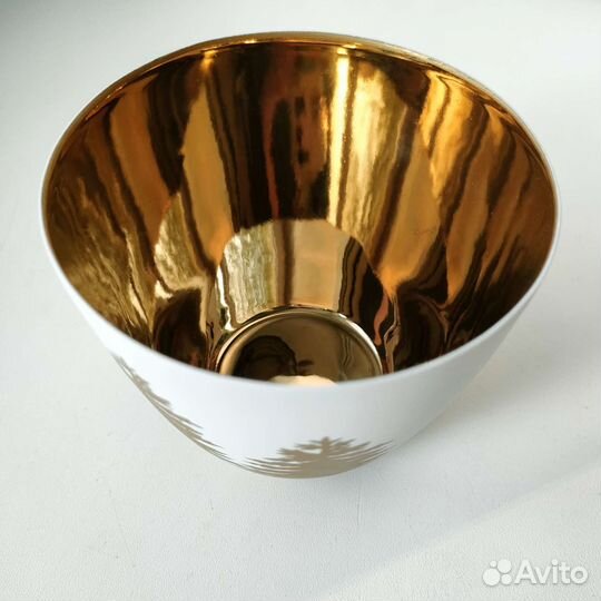 Фарфоровый подсвечник белый с золотом 7,2x6,4см