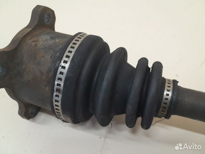 Б/У Б/У Полуось передняя правая MR276860