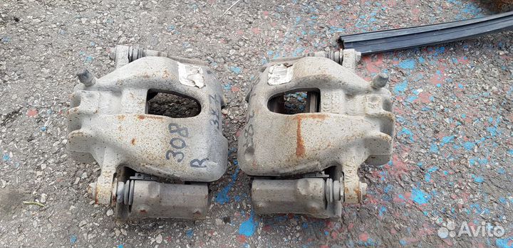 Peugeot 308 EP6 2008 Суппорт передний прав левый