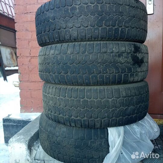 Yokohama F700Z 235/60 R18