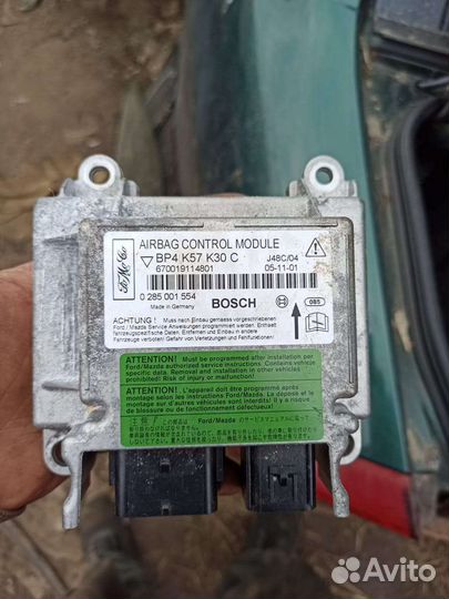 Блок srs Mazda 3 bk