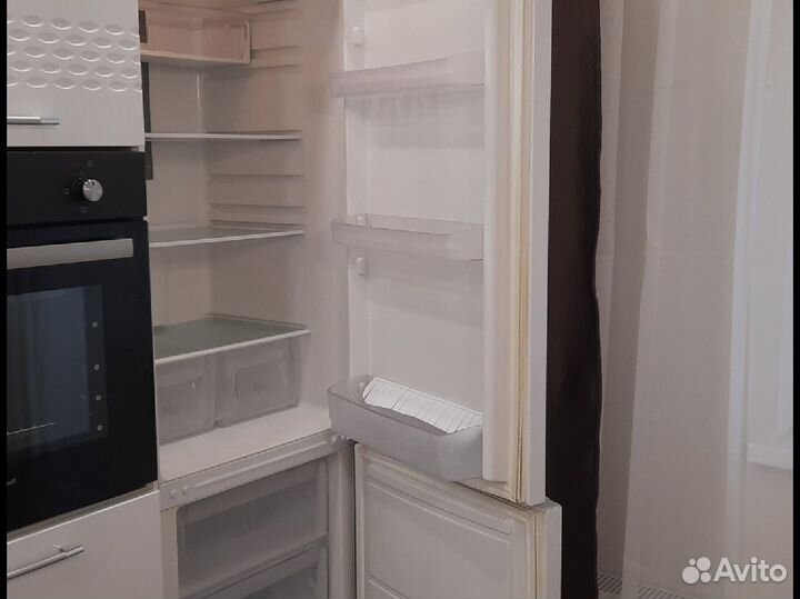 Холодильник hotpoint ariston бу