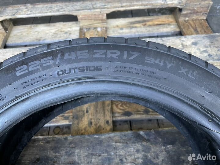 Nokian Tyres zLine 225/45 R17
