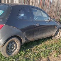 Ford Ka 1.3 MT, 1998, битый, 60 000 км, с пробегом, цена 130 000 руб.