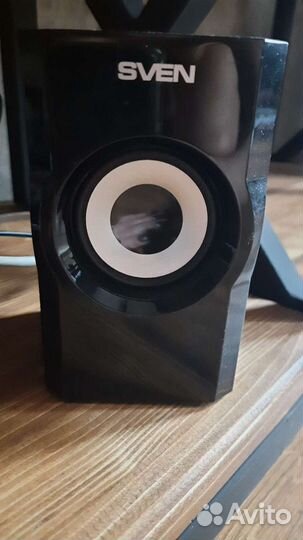 Акустические колонки sven