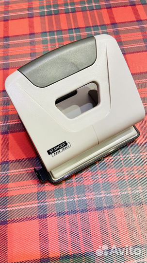 Дырокол Stanger 30 листов