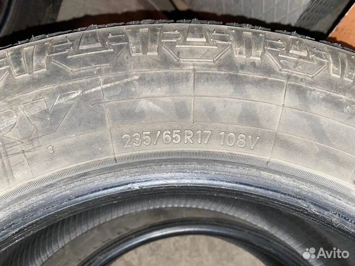 Toyo Open Country A/T 235/65 R17 108T