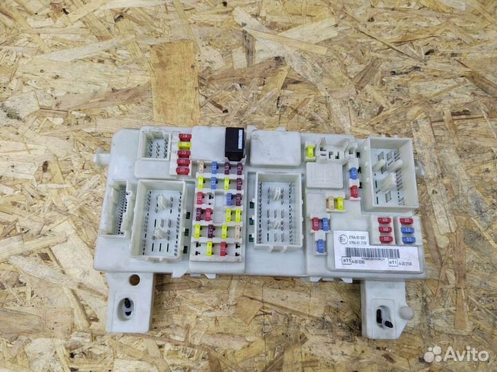 Салонный блок предохранителей Gem Ford focus 2