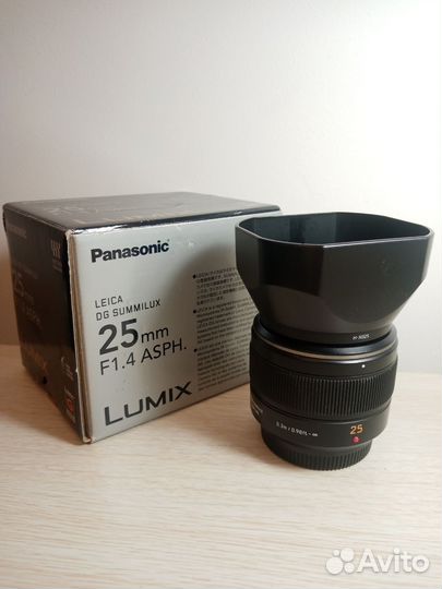 Объектив Leica DG Summilux 25 mm f / 1.4 mft