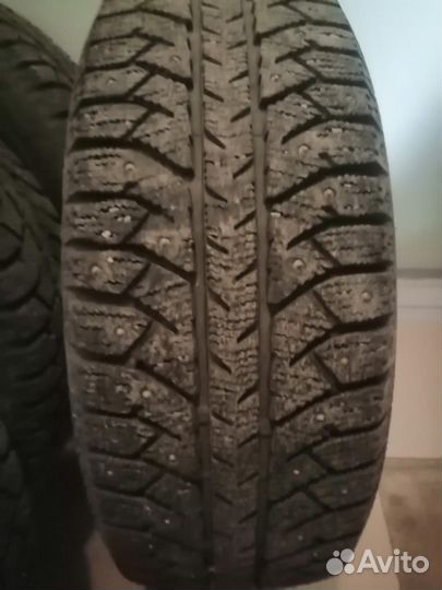Bridgestone Ice Cruiser 7000S 205/55 R16 91T