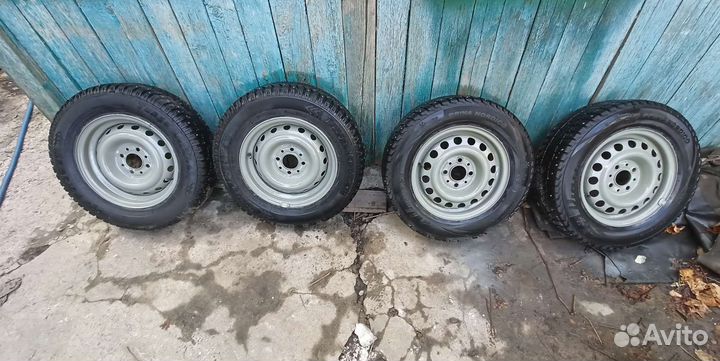 R13 Viatti Brina 175/70, PCD 4x98 DIA 13