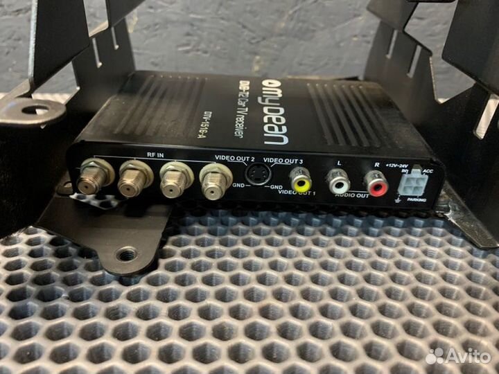 Цифровой тв-тюнер Mercedes-Benz Sl500 230.475 M